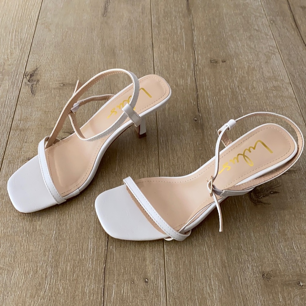 White Kitten Heels / LuLu’s / Women’s 5.5